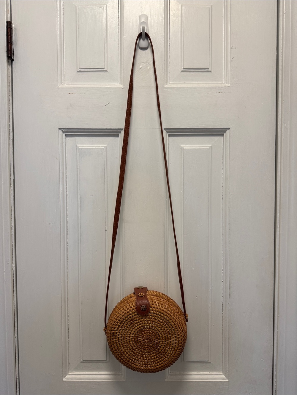 Round Woven Crossbody Bag - Brown